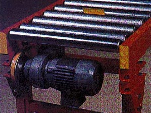 Push rods on accumulating conveyors