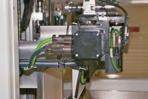 Photo fastening of the chain and cables