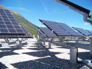 Vertical tracking systems maximise solar energy yields throughout the day.