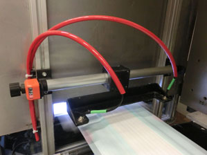 Picture of the format adjustment of the sensors for monitoring the line center using the drylin®.